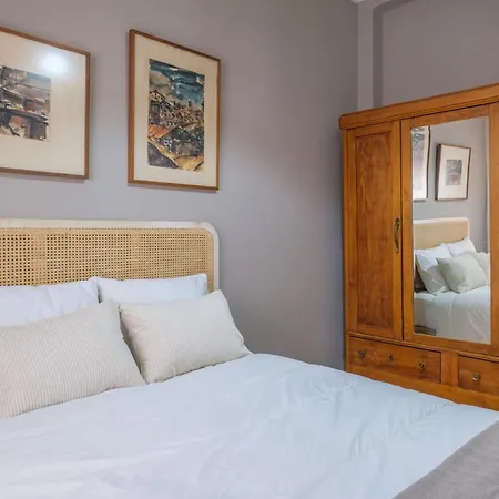 Loira Fernando El Catolico 28, Todo A Un Paso Apartman